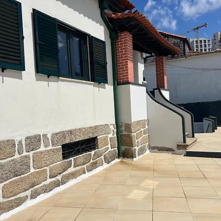 Charming House In Gaia And Porto 3