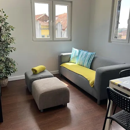 Charming House In Gaia And Porto 3